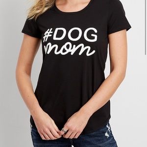 #Dog Mom Graphic Tee